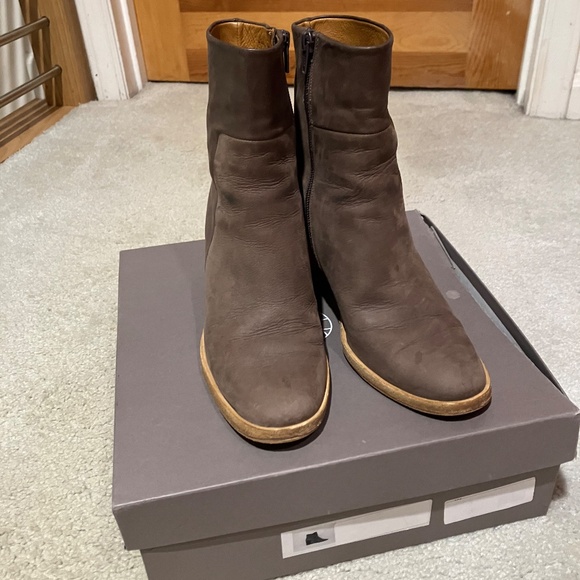 Coclico suede ankle boots 38 1/2 - Picture 1 of 10